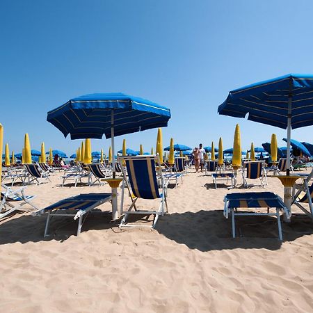 Hotel Kennedy Lido di Jesolo Exterior photo