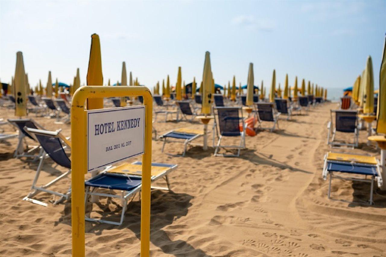 Hotel Kennedy Lido di Jesolo Exterior photo