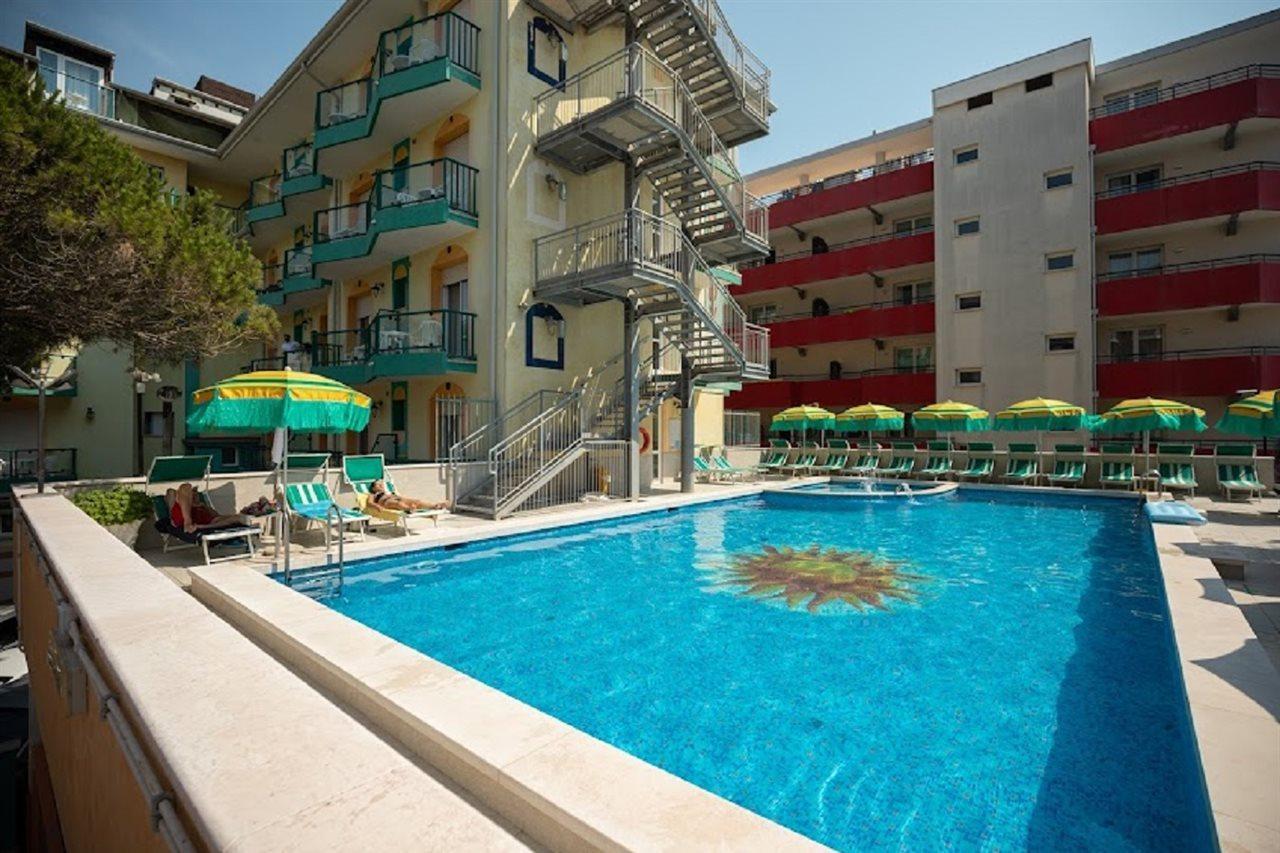 Hotel Kennedy Lido di Jesolo Exterior photo