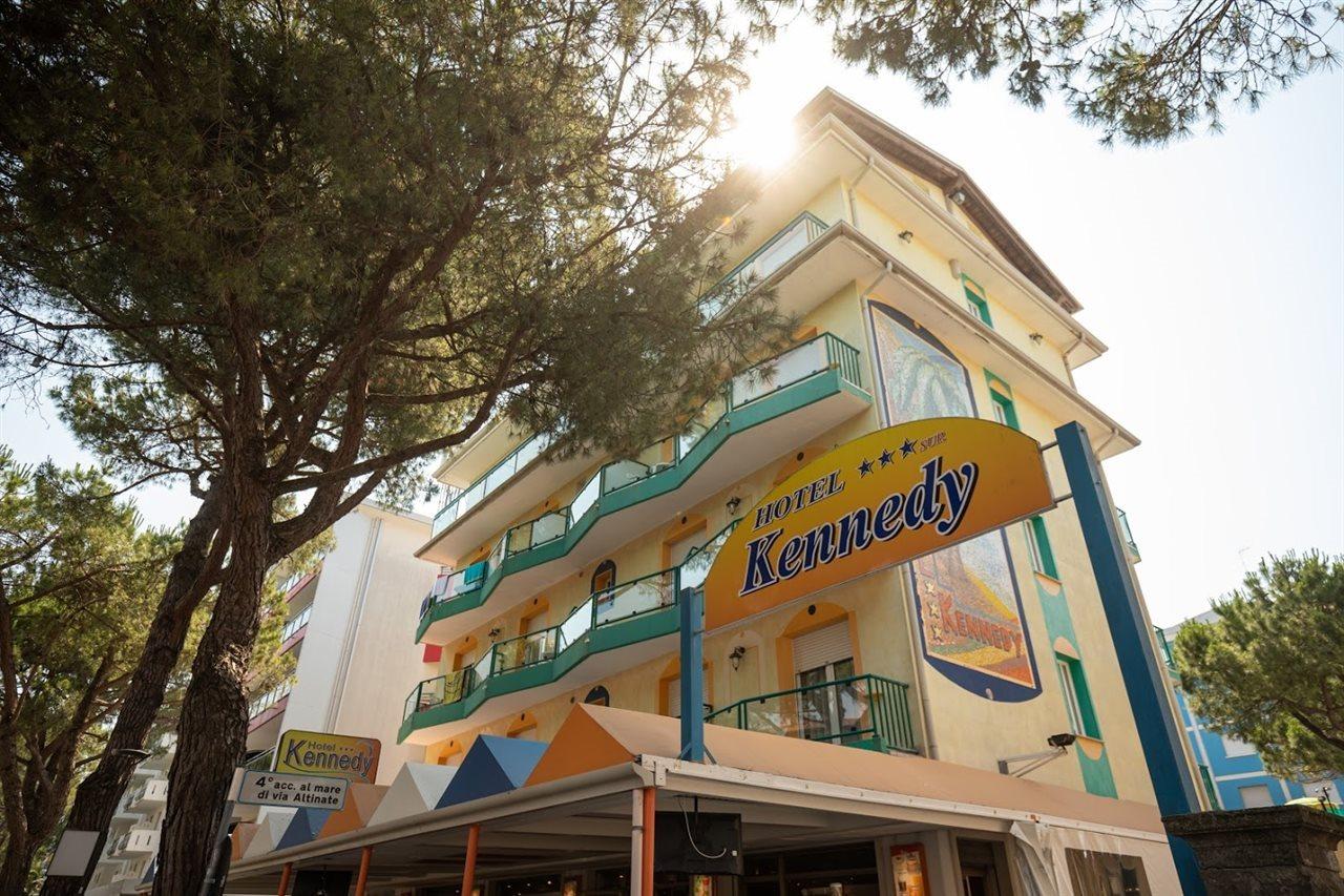 Hotel Kennedy Lido di Jesolo Exterior photo